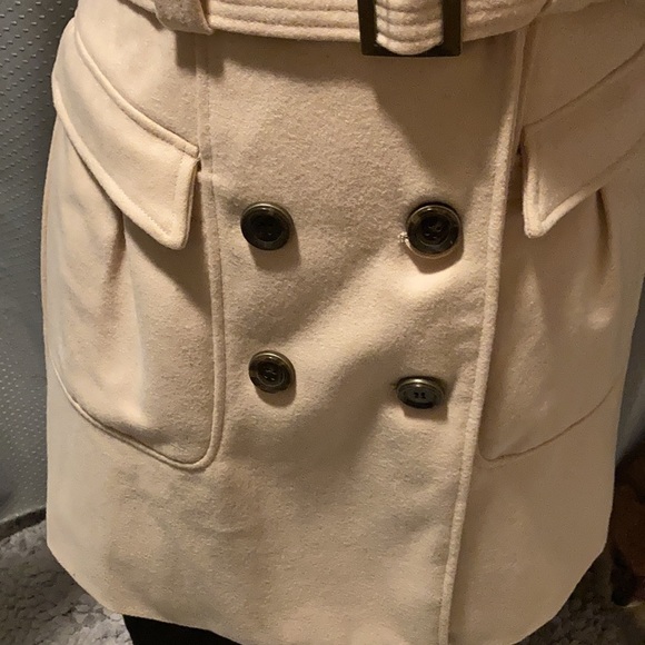 Womans Wool Coat - Picture 4 of 7